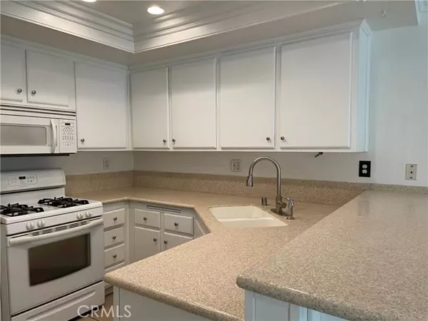 Ontario, CA 91762,1031 Palmetto Avenue #P6