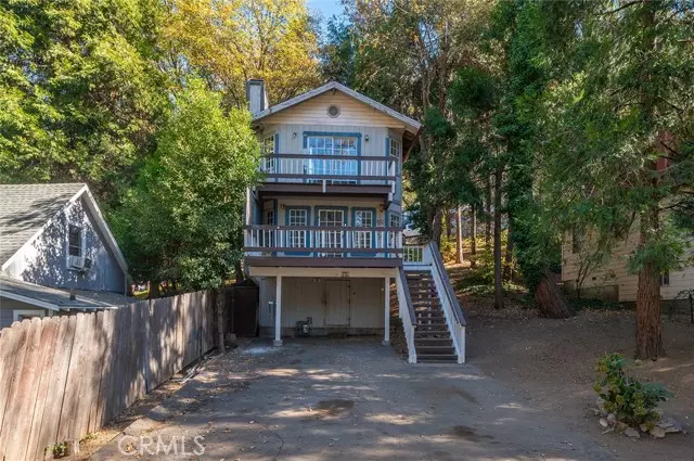 461 Log Lane, Crestline, CA 92325