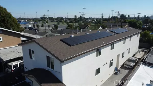 Los Angeles, CA 90044,630 W 79th