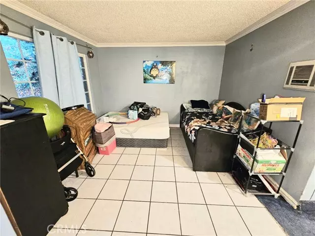 Santa Ana, CA 92706,1602 N King Street #J1