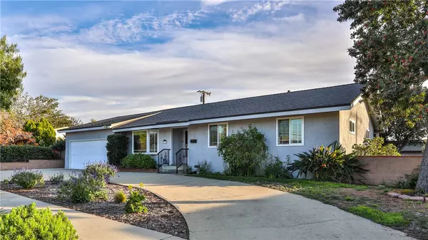 1102 E Renwick, Glendora, CA 91740