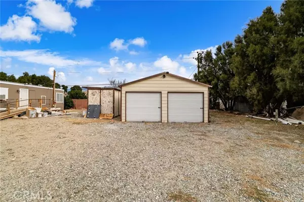 Cabazon, CA 92230,52102 Date Avenue