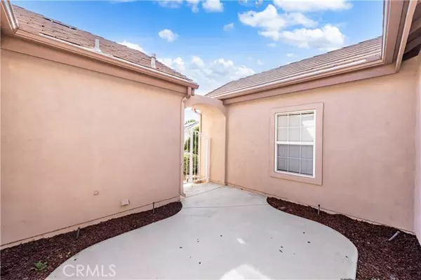 Apple Valley, CA 92308,19598 Rolling Green