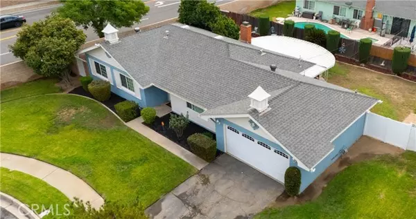 Rialto, CA 92376,885 E Home