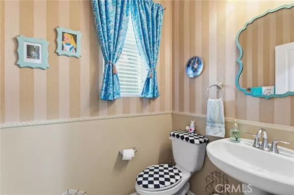 Corona, CA 92883,11528 Valley Oak