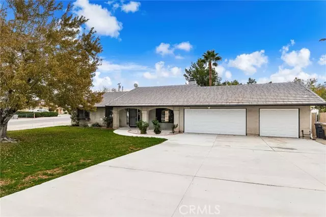 Hesperia, CA 92345,17805 Walnut