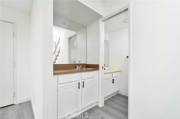 Ontario, CA 91764,115 E Rosewood Court