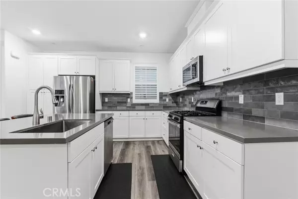 Fontana, CA 92336,15185 Ridge