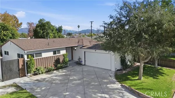 Arleta (los Angeles), CA 91331,9106 Lev Avenue