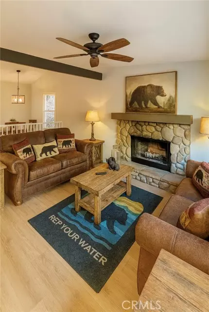 Lake Arrowhead, CA 92352,313 Canyon Crest