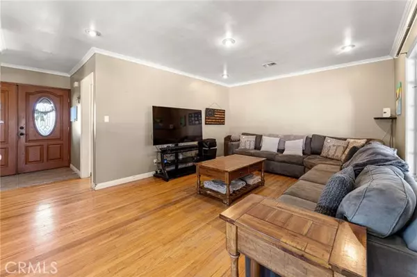 Covina, CA 91722,4015 N Shadydale