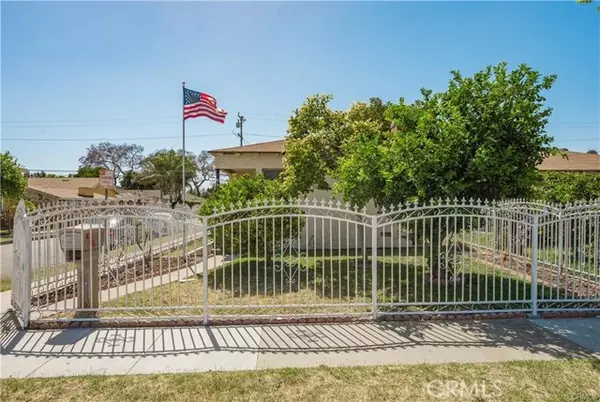 9417 Hunt Avenue, South Gate, CA 90280