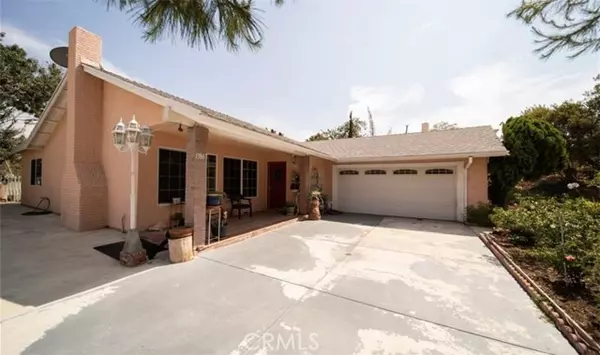 13867 Gavina Avenue, Sylmar (los Angeles), CA 91342