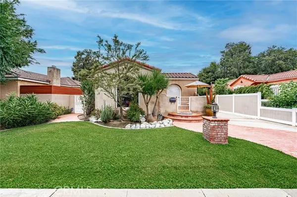 2072 S Parton Street, Santa Ana, CA 92707