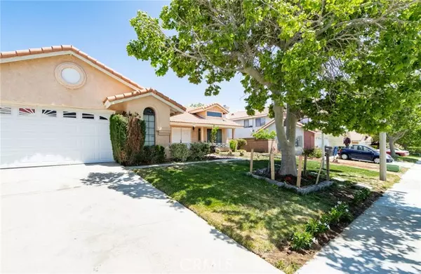 4713 Sungate Drive, Palmdale, CA 93551