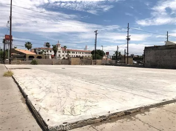 Calexico, CA 92231,310 ROCKWOOD