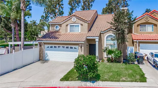 South Gate, CA 90280,9293 Park Avenue