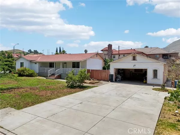 Colton, CA 92324,23831 Pepper Tree Lane