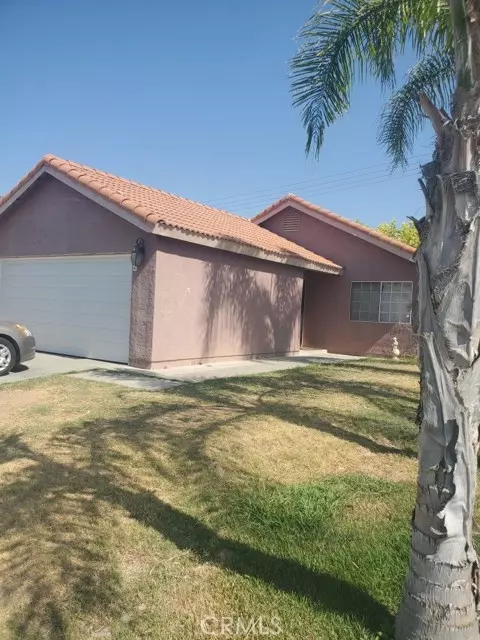 522 Orange Creek Drive, Perris, CA 92571