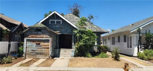 2051 W 30 Street, Los Angeles, CA 90018