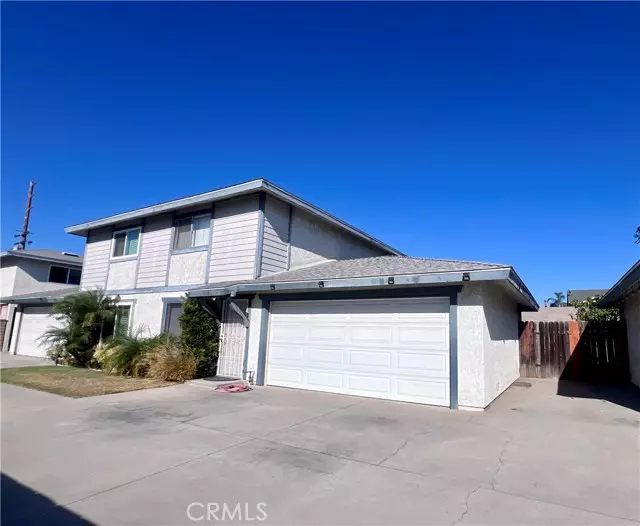 Bellflower, CA 90706,9110 Walnut Street #1/2