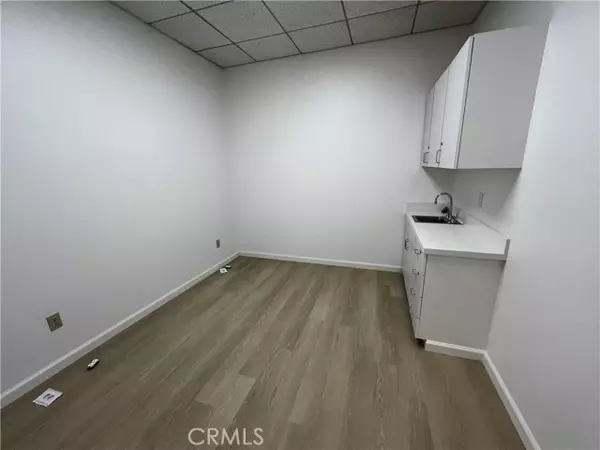 Downey, CA 90240,9040 Telegraph Road