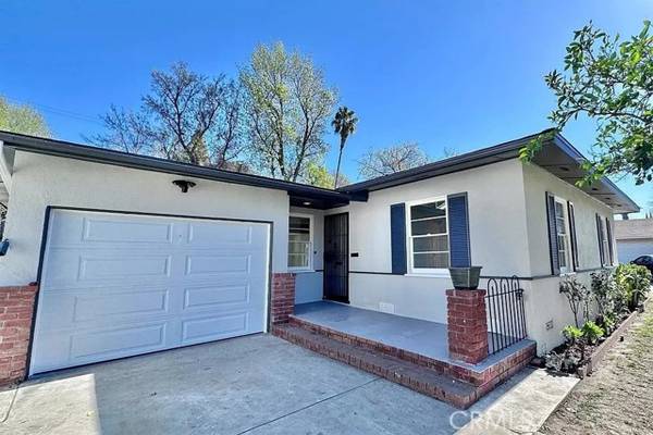 7318 Capps Avenue, Reseda (los Angeles), CA 91335