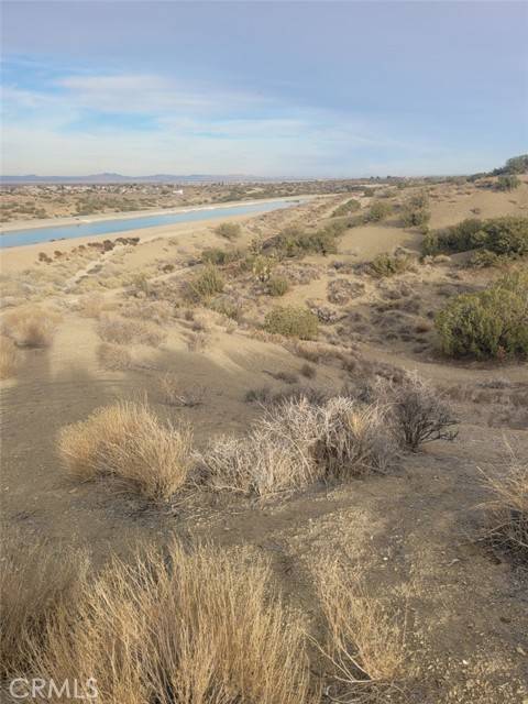 Palmdale, CA 93550,0 Vac/Ca Aqueduct/Pearblossom