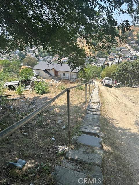 Los Angeles, CA 90032,4127 Telluride