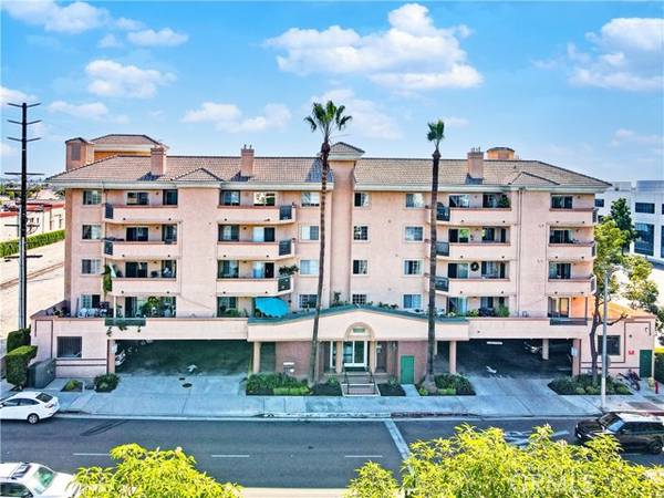 11410 Brookshire Avenue #208, Downey, CA 90241