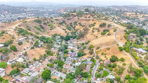 Los Angeles, CA 90031,2911 N Thomas