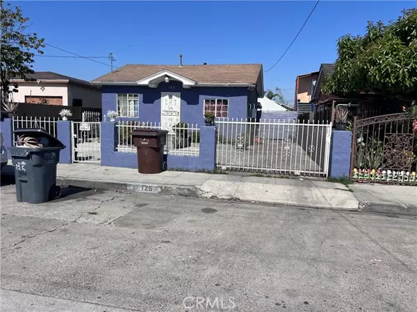 Compton, CA 90220,125 E Cedar Street