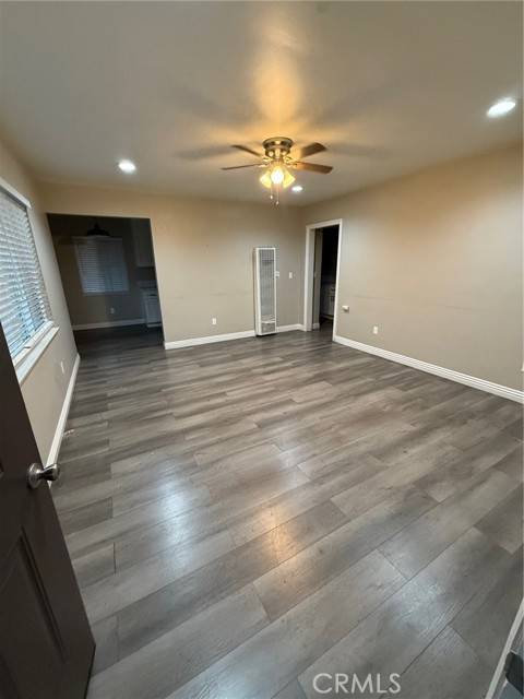 Huntington Park, CA 90255,2718 Saturn Avenue