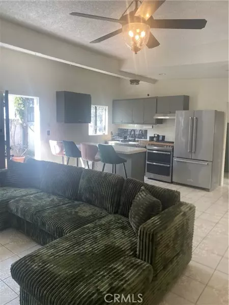 10334 Tujunga Canyon Blvd, Tujunga (los Angeles), CA 91041