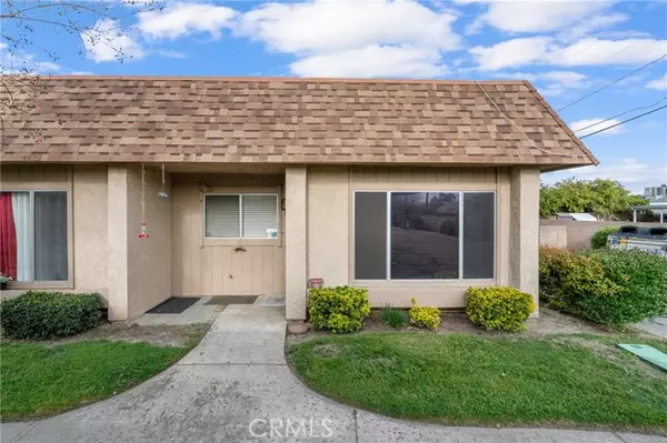 610 S Santa Fe Street #4, Hemet, CA 92543