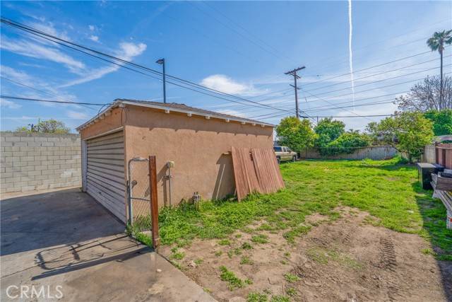 South Gate, CA 90280,8912 Elizabeth Avenue
