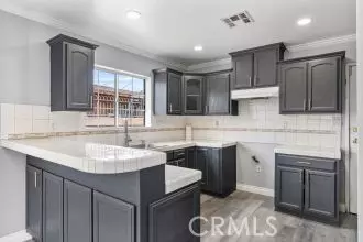Cudahy, CA 90201,5259 Elizabeth Street