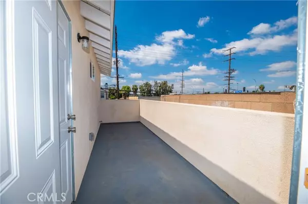 Cudahy, CA 90201,5017 Clara Street