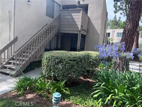 1300 Cabrillo Park Drive #B, Santa Ana, CA 92701
