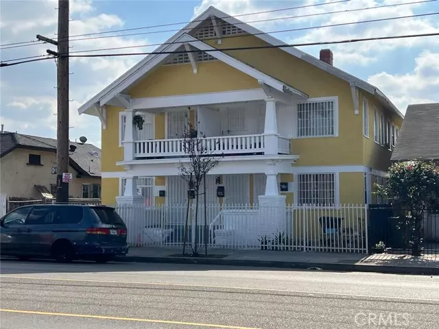 702 W Vernon Avenue, Los Angeles, CA 90037