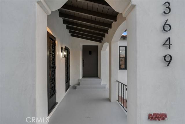 View Park, CA 90008,3649 Mount Vernon Drive