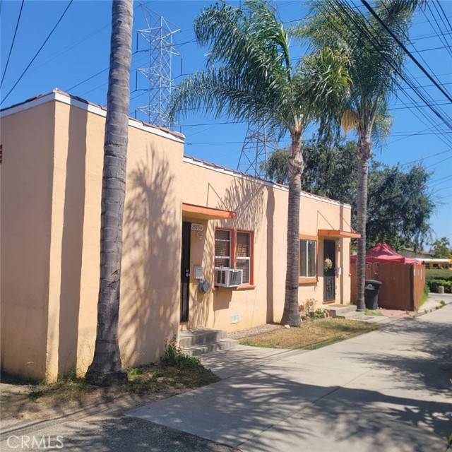 8995 Victoria Ave, South Gate, CA 90280