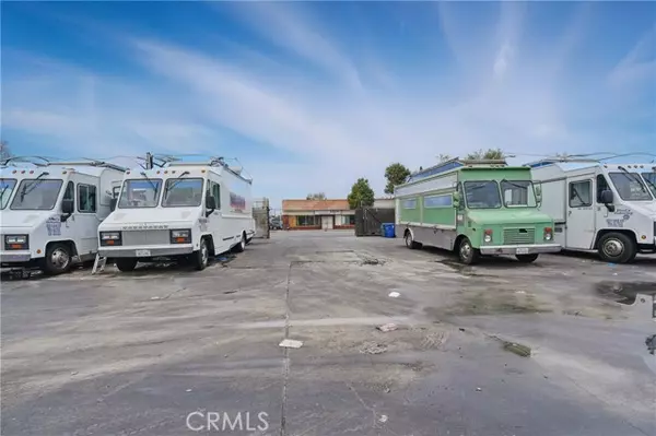 Bell, CA 90201,3916 Gage Avenue