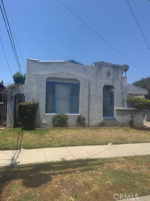 Los Angeles, CA 90047,8463 S Halldale Avenue