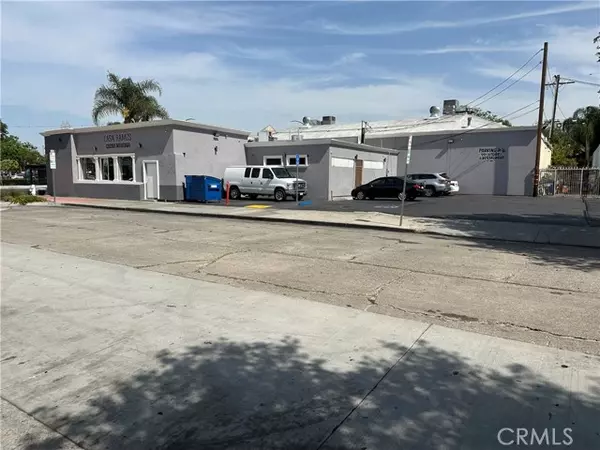 Santa Ana, CA 92707,1717 S Main Street