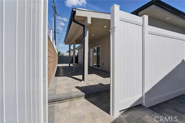 8144 Vantage Ave, North Hollywood (los Angeles), CA 91605