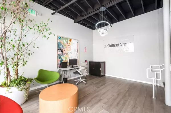 Santa Ana, CA 92705,800 E Dyer Road