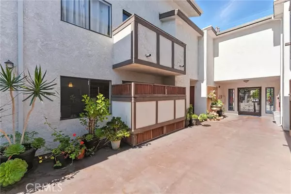 6250 Fulton Avenue #104, Van Nuys (los Angeles), CA 91401
