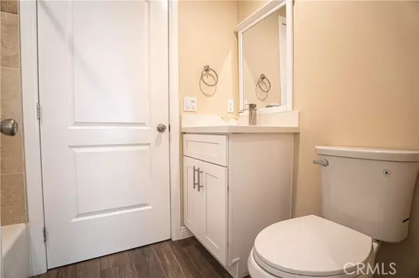 Panorama City (los Angeles), CA 91402,9246 Cedros Avenue #1