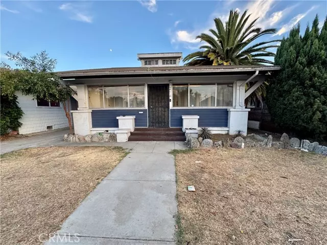 214 E 56th Street, Los Angeles, CA 90011